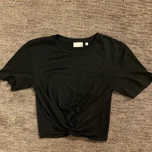 Aritzia Wilfred Crop Top